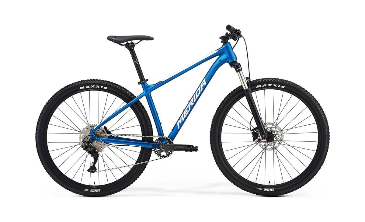 Blauwe Merida Big Nine 200 hardtail, de huurmountainbike voor de MTB route Tilburg